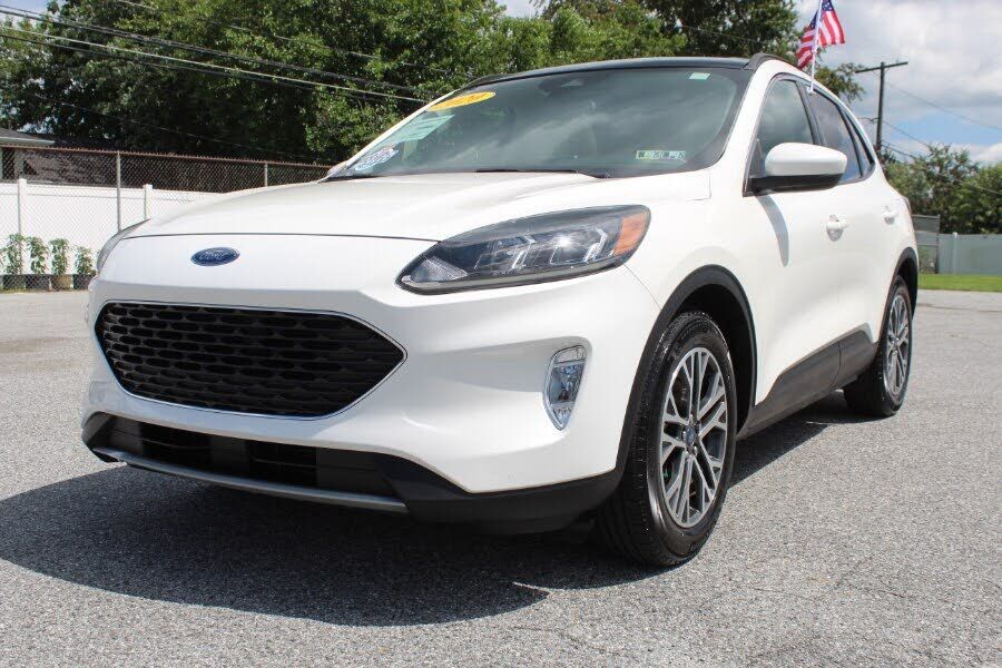 2020 FORD Escape