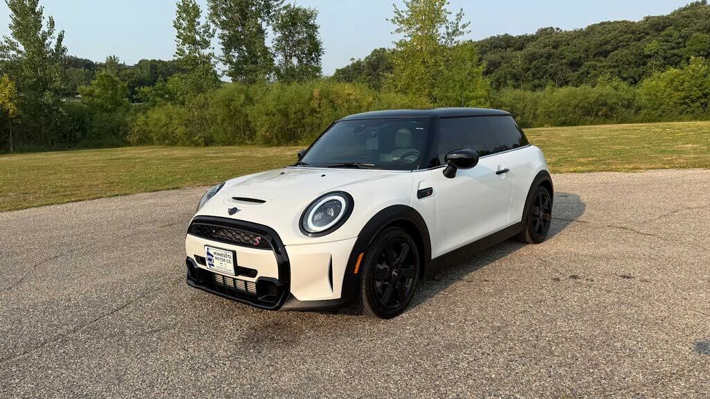 2024 MINI Hardtop