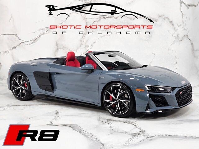 2022 AUDI R8