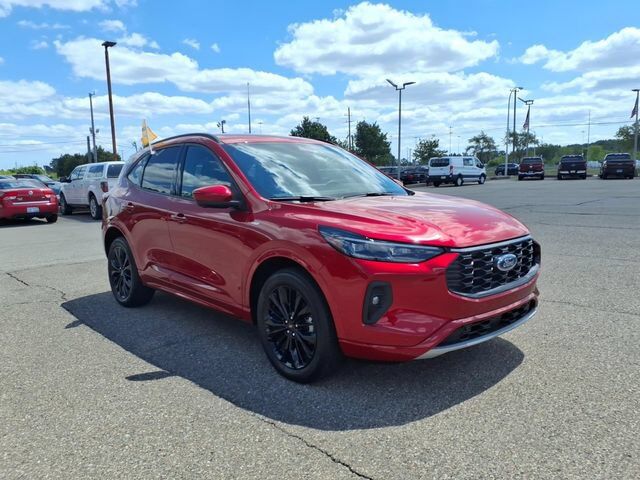 2024 FORD Escape