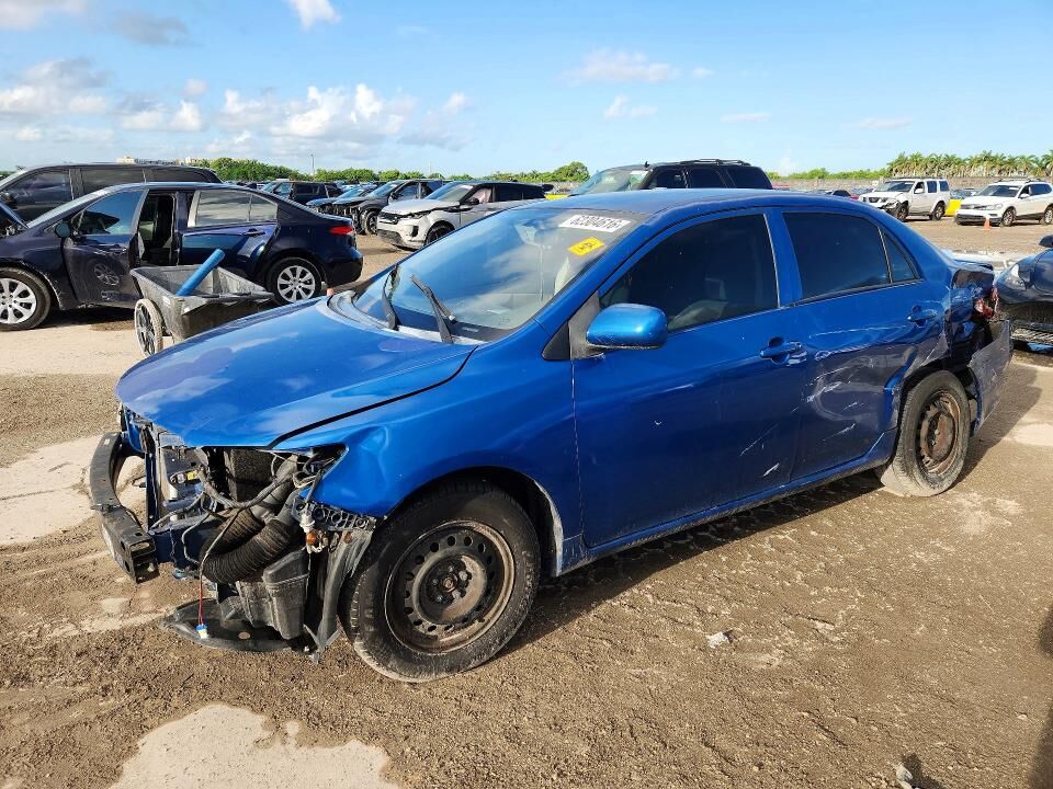 2010 TOYOTA Corolla