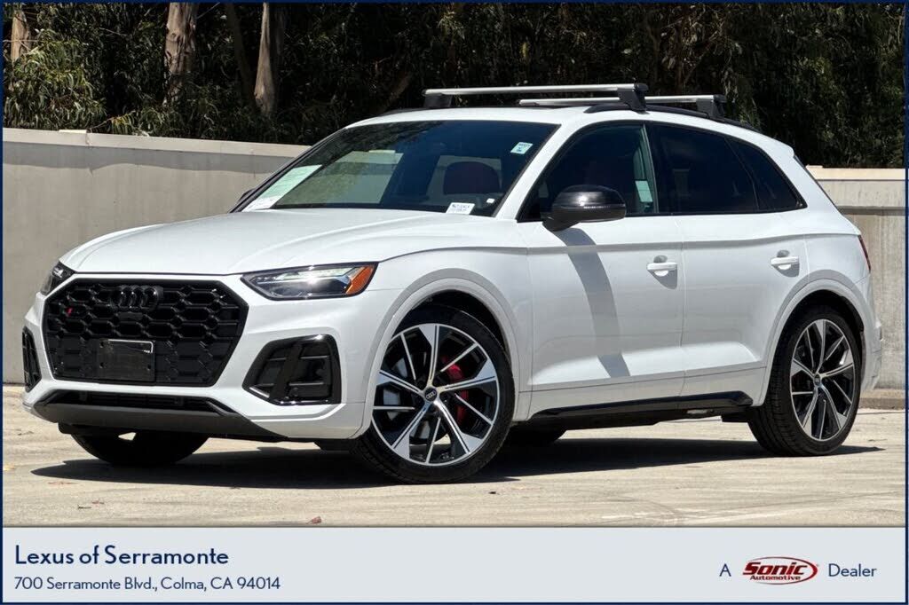 2022 AUDI SQ5