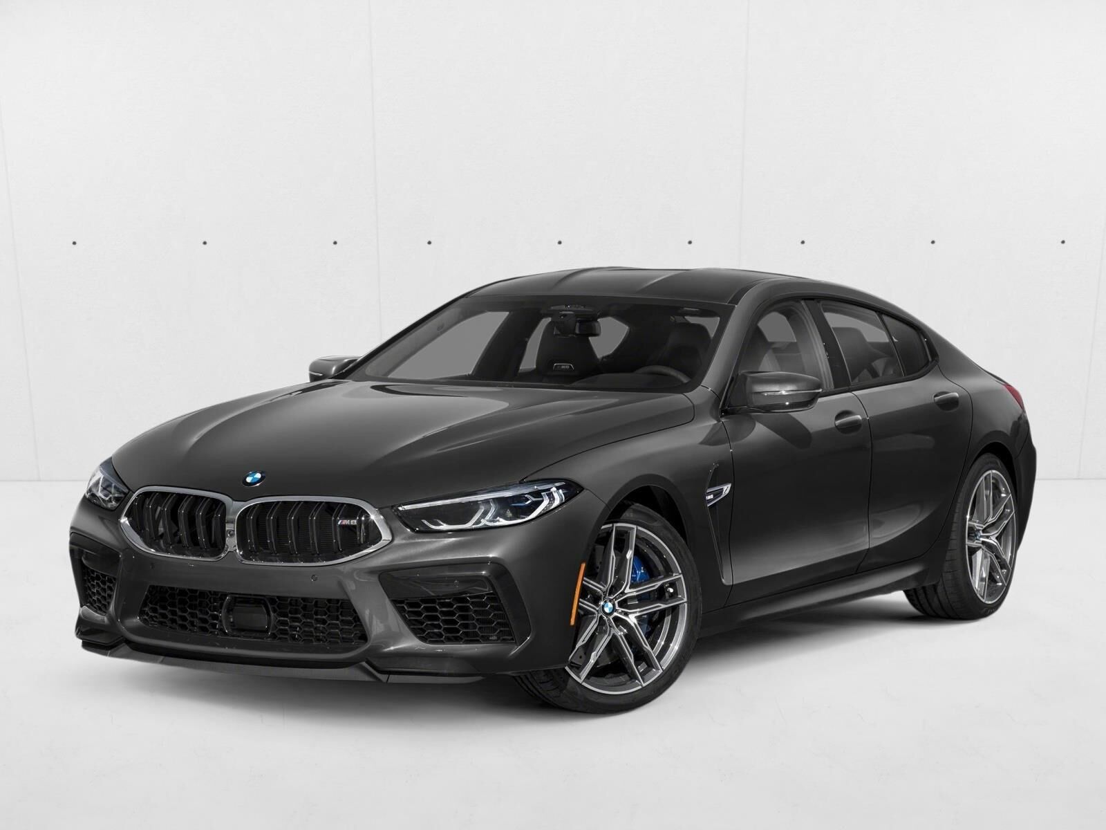 2022 BMW M8
