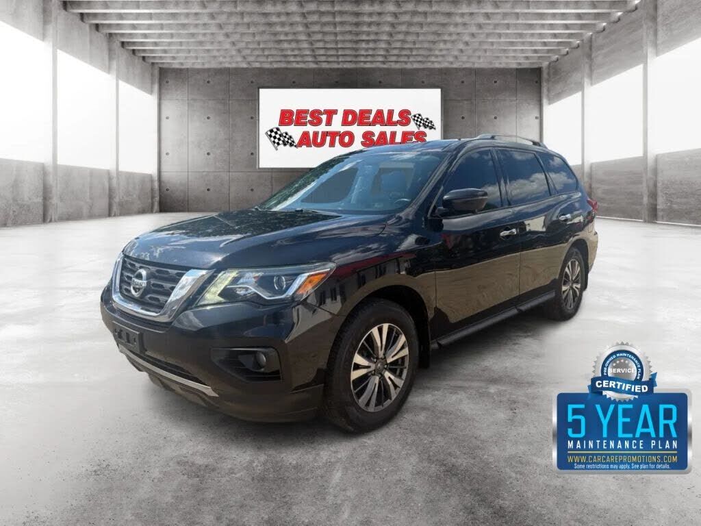 2017 NISSAN Pathfinder