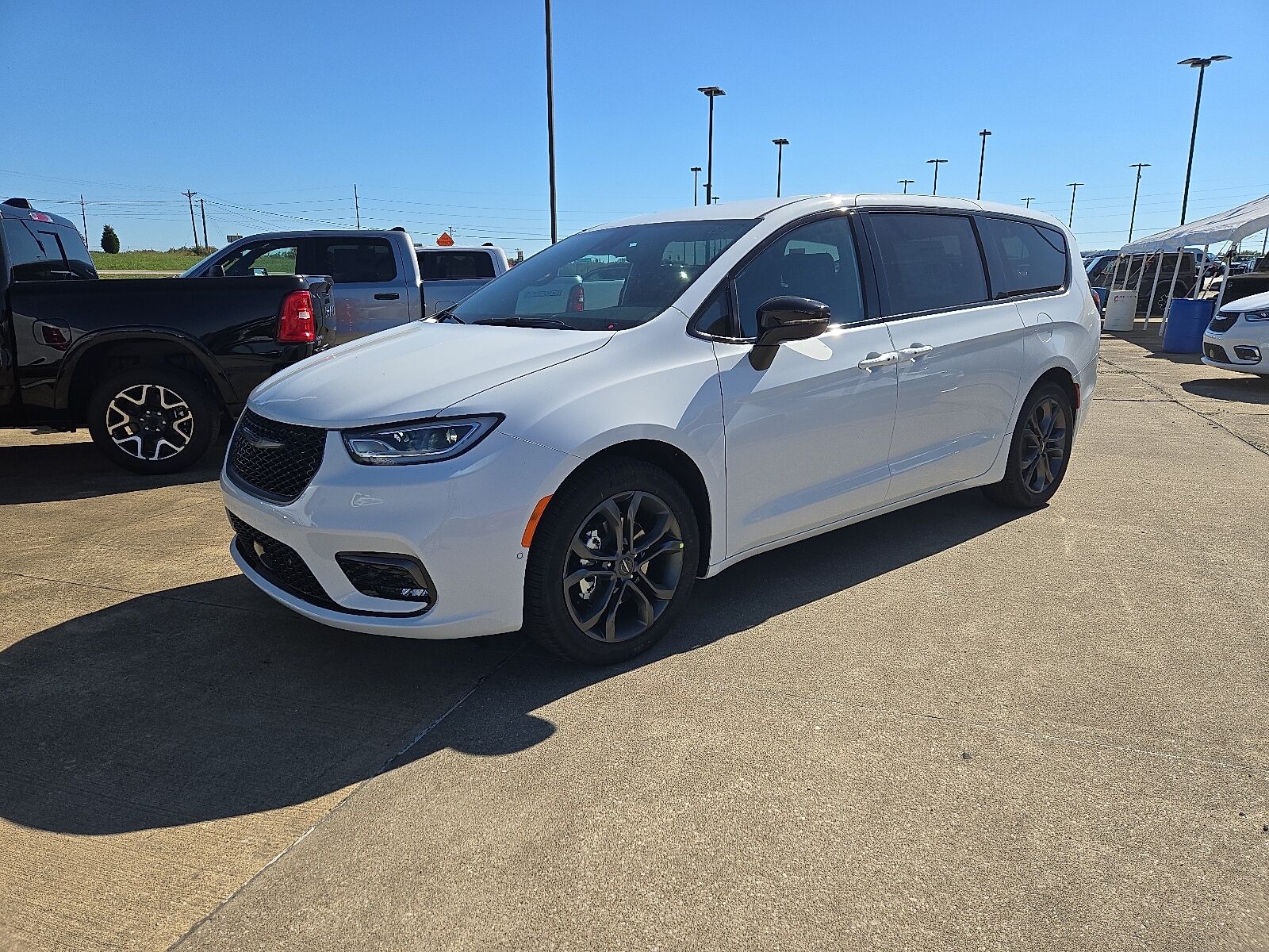 2026 CHRYSLER Pacifica