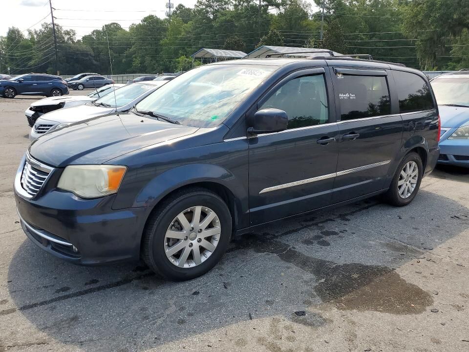 2014 CHRYSLER Town and Country