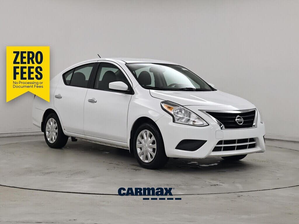 2016 NISSAN Versa