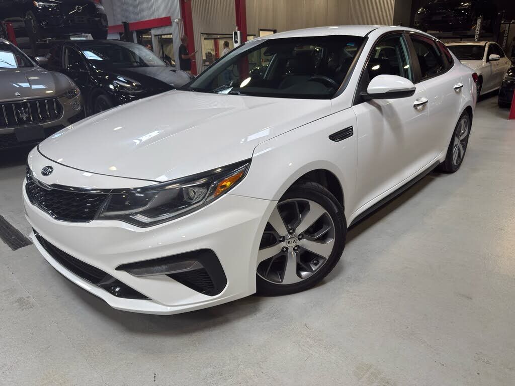 2020 KIA Optima