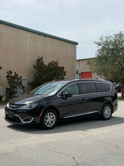 2020 CHRYSLER Pacifica