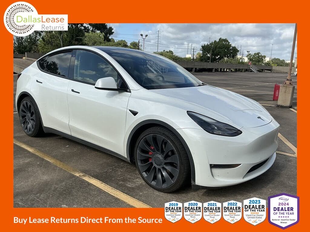 2022 TESLA Model Y