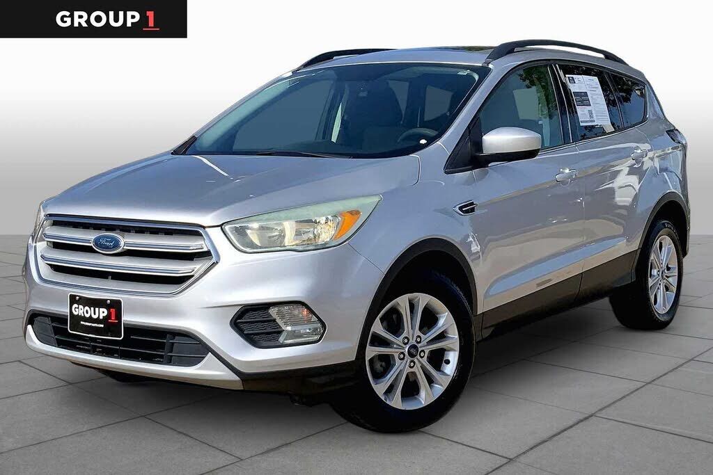 2018 FORD Escape