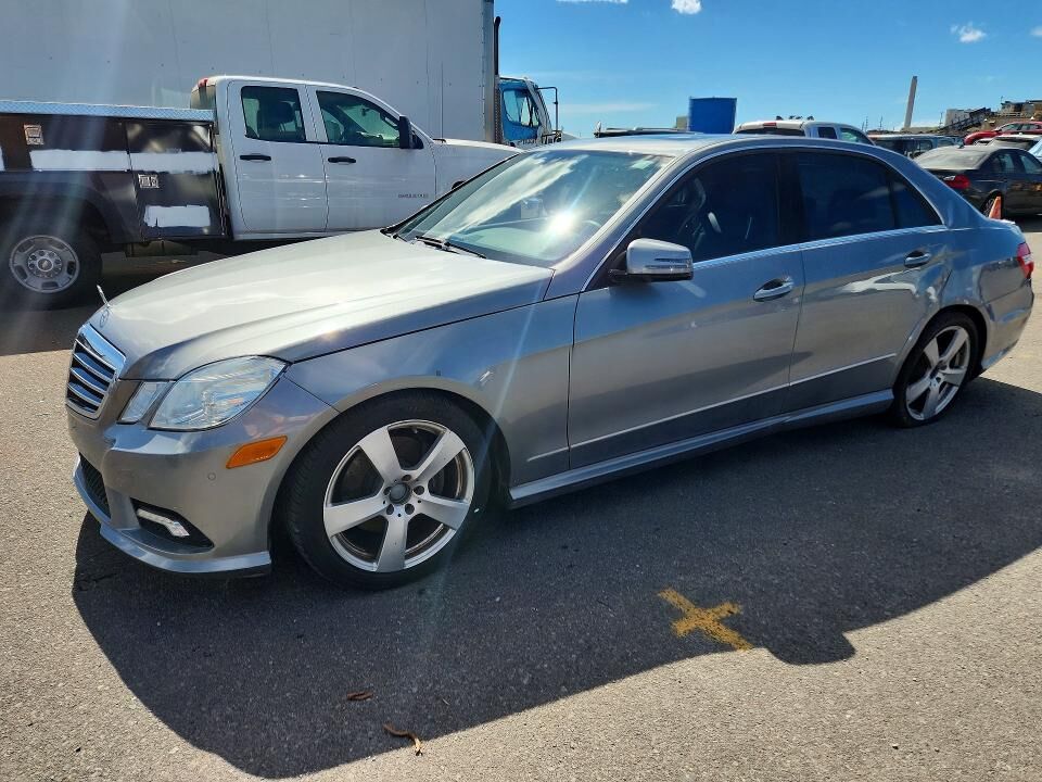 2011 MERCEDES-BENZ E-Class