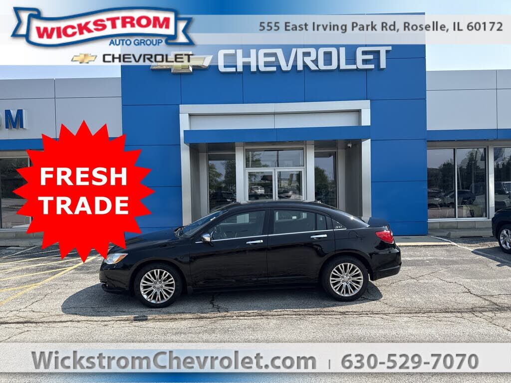 2013 CHRYSLER 200