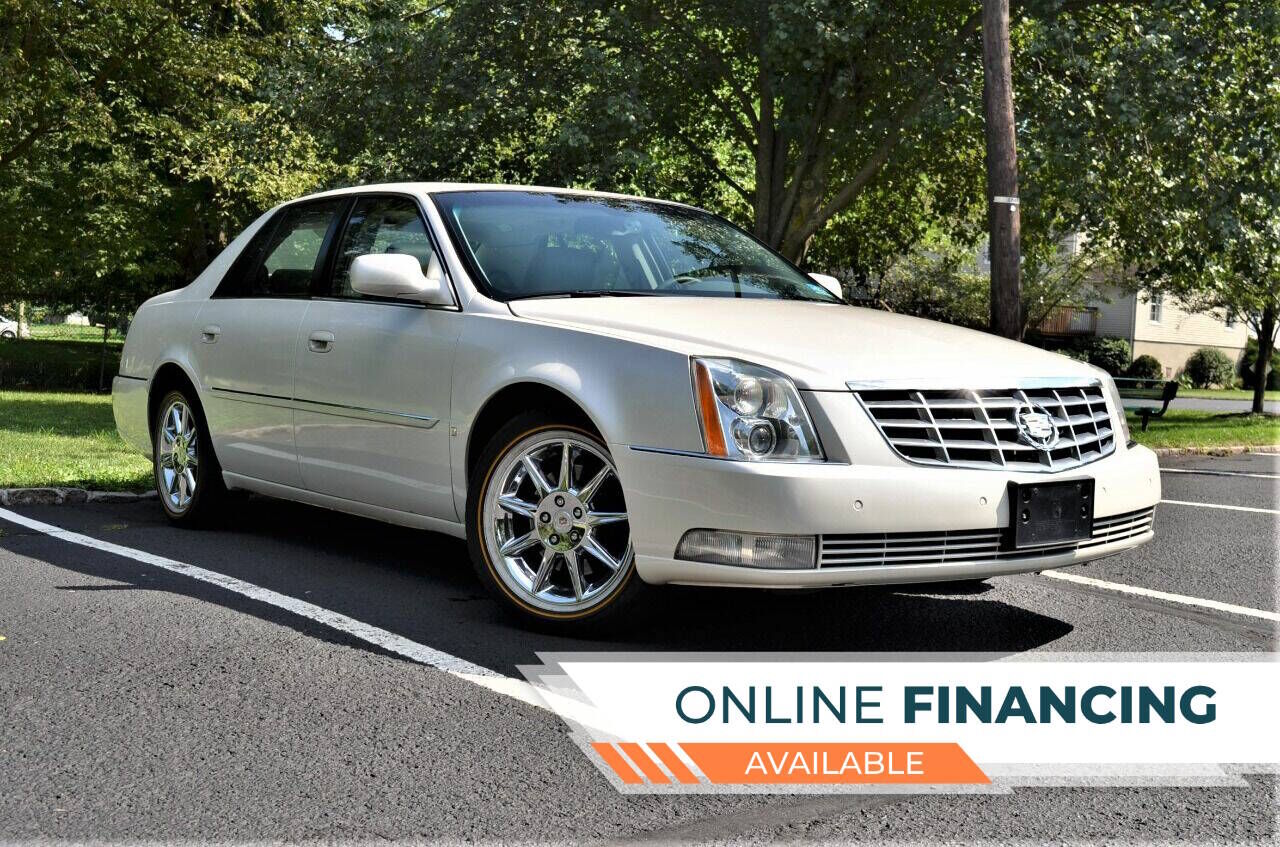 2010 CADILLAC DTS