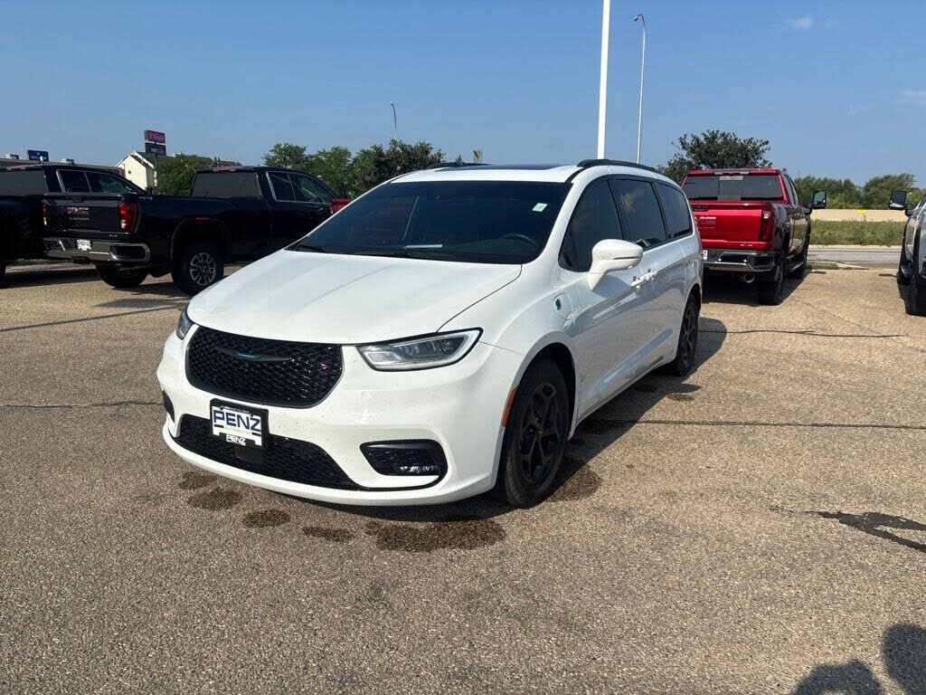 2021 CHRYSLER Pacifica