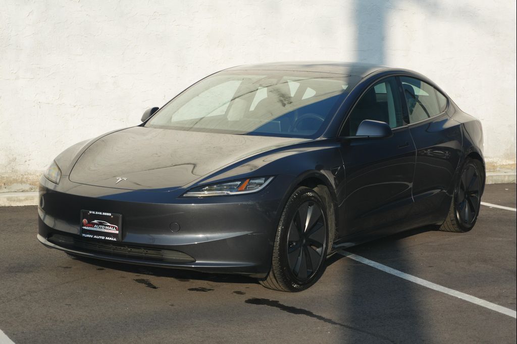 2024 TESLA Model 3