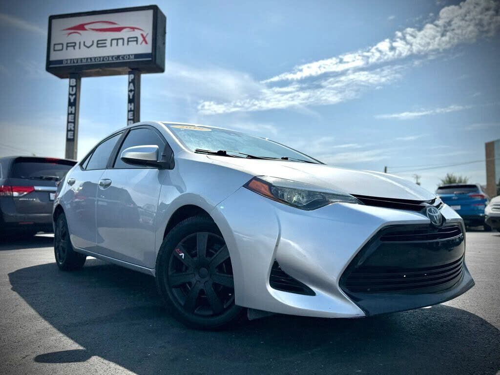 2019 TOYOTA Corolla