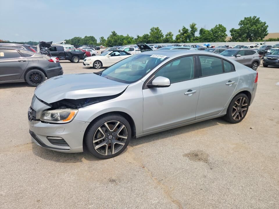 2018 VOLVO S60