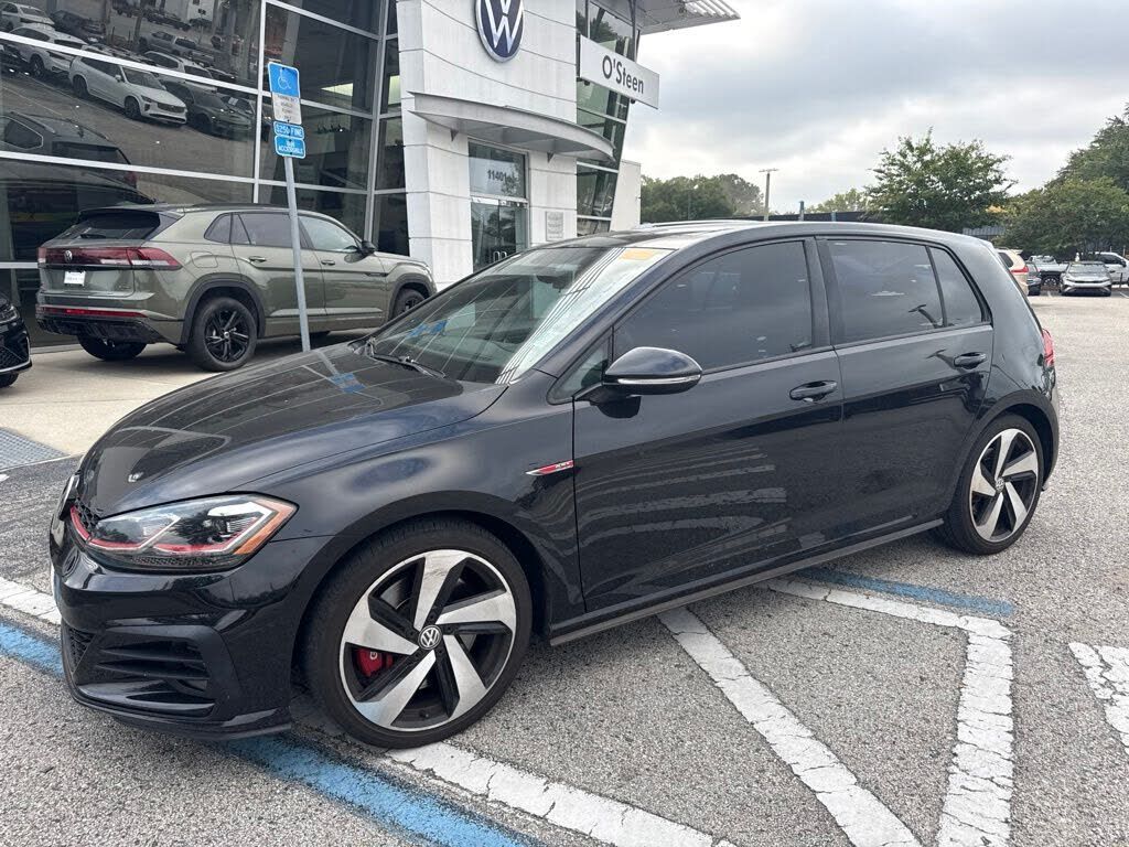 2018 VOLKSWAGEN Golf GTI