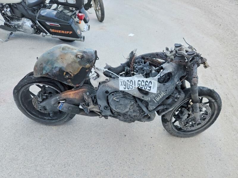2021 HONDA CB