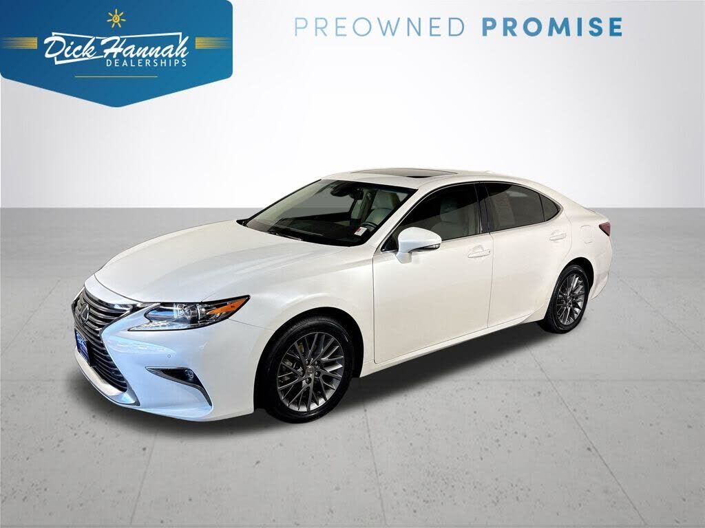 2018 LEXUS ES