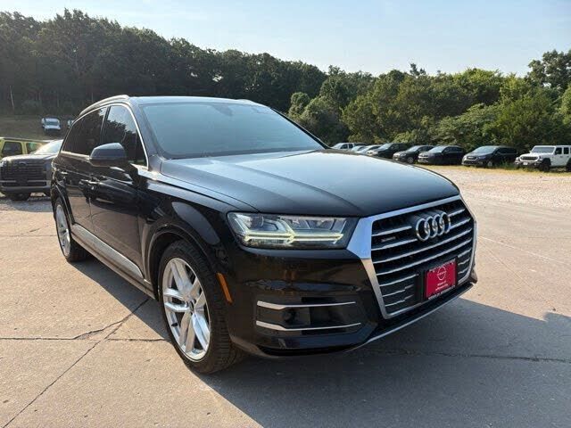 2017 AUDI Q7