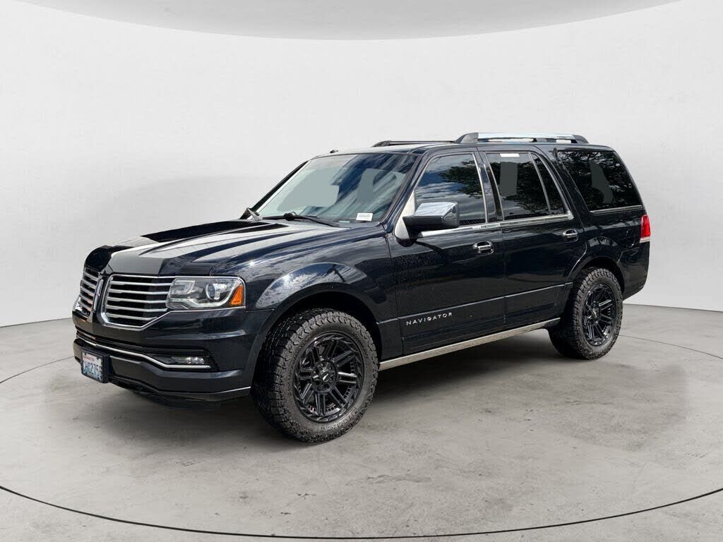 2017 LINCOLN Navigator