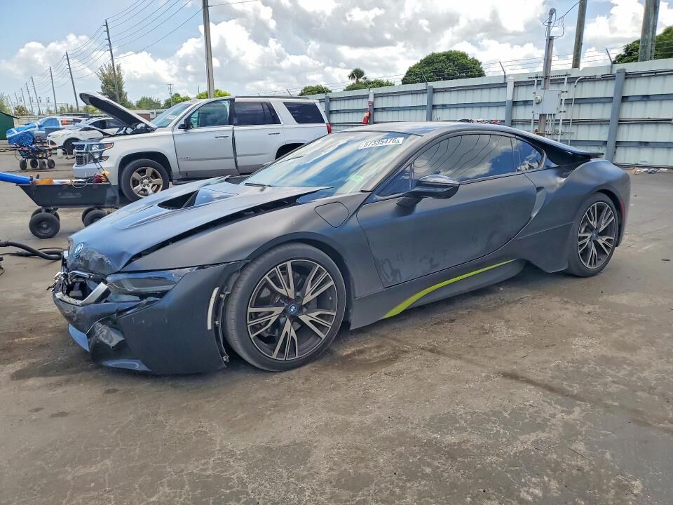 2017 BMW i8