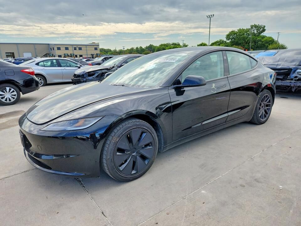 2024 TESLA Model 3