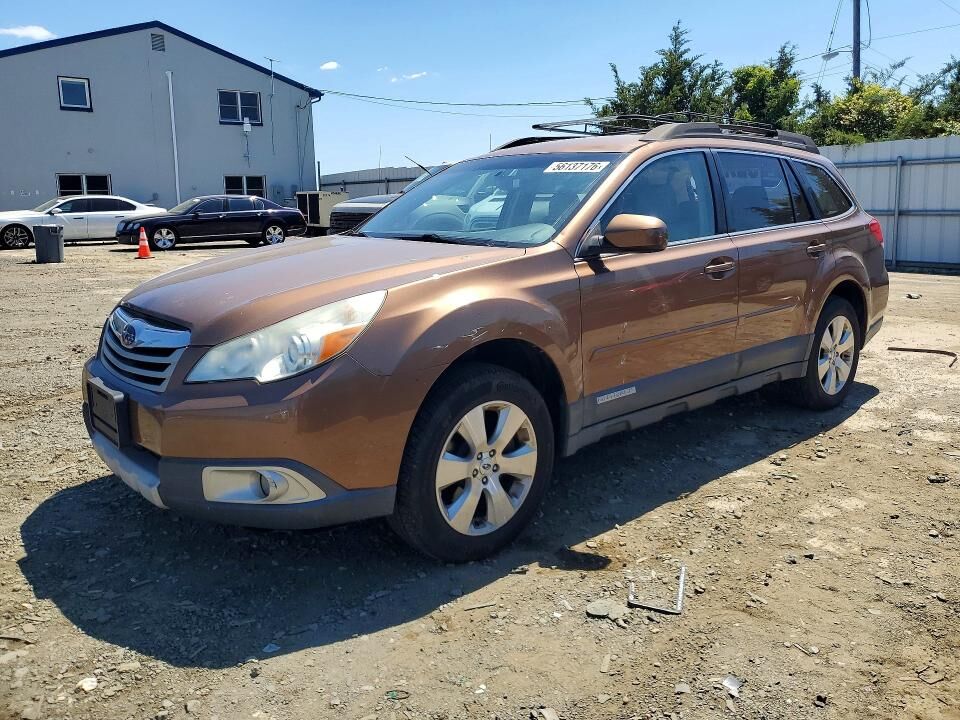 2012 SUBARU Outback