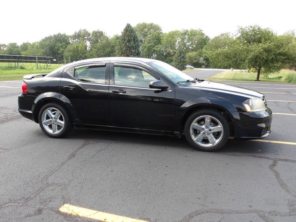 2014 DODGE Avenger