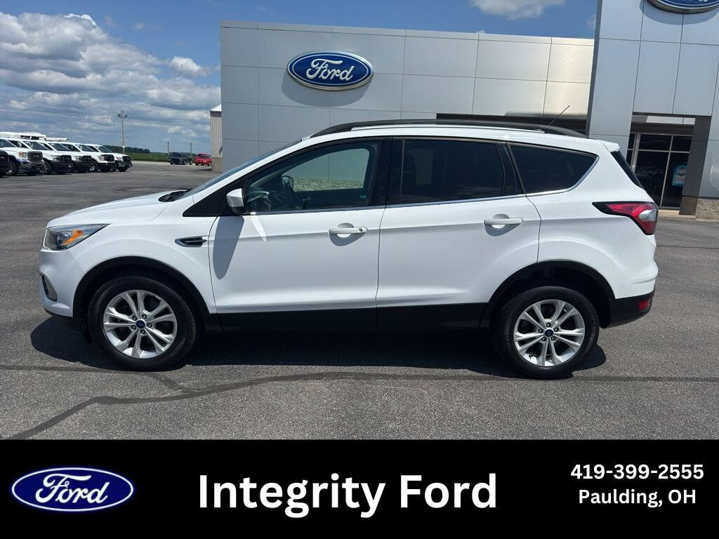 2017 FORD Escape