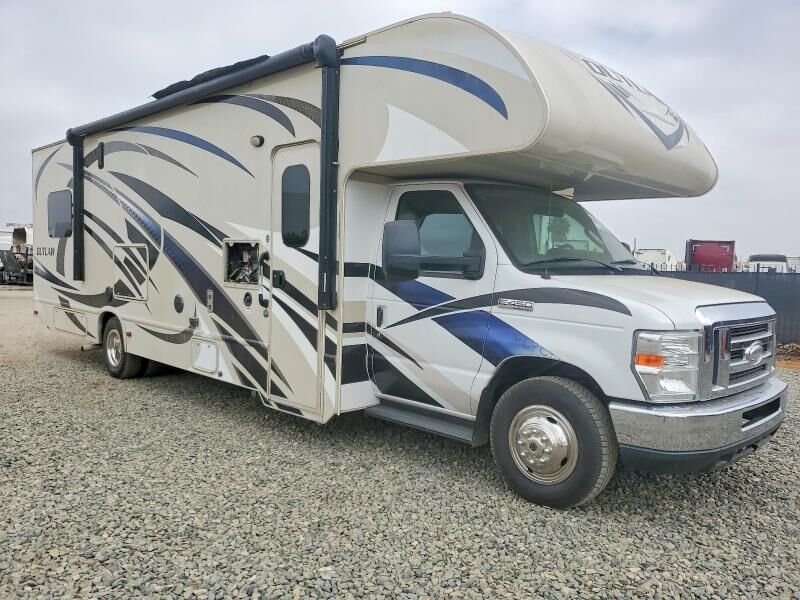 2016 FORD E-450