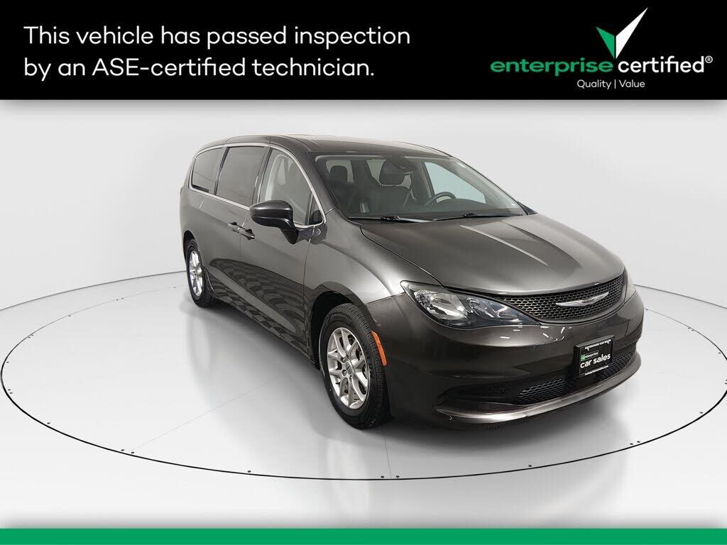 2023 CHRYSLER Voyager