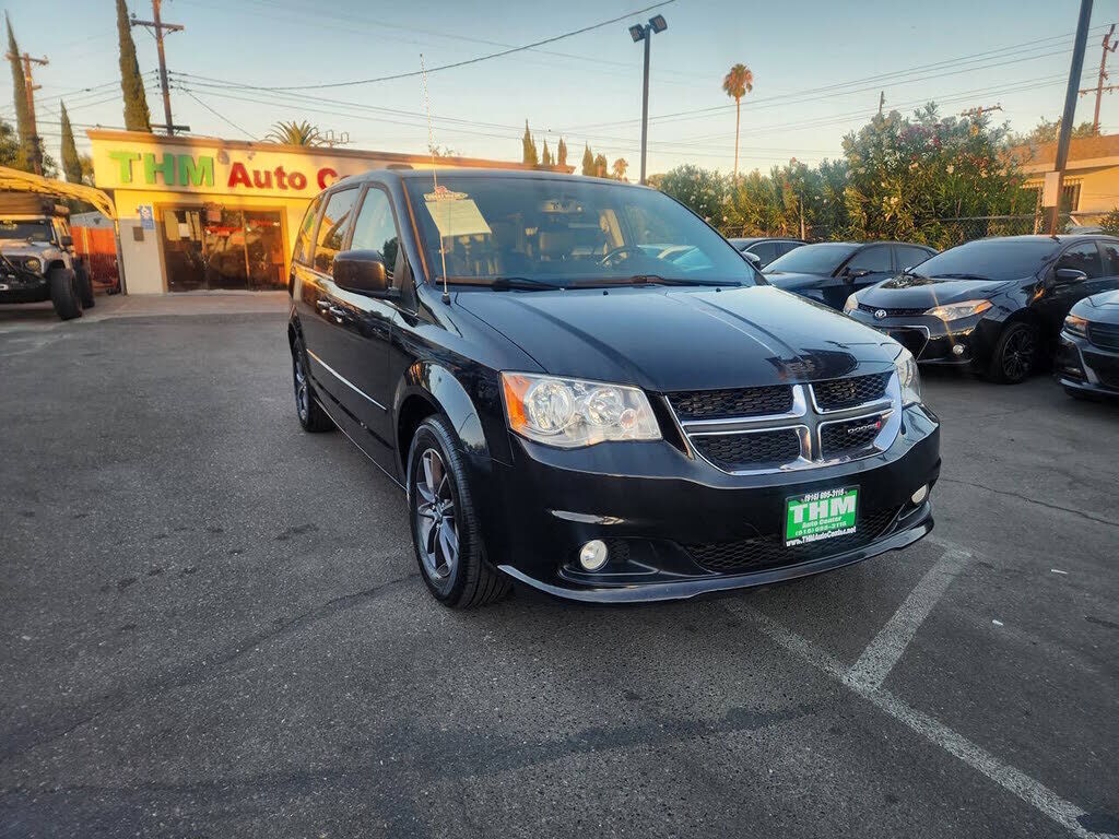 2017 DODGE Grand Caravan