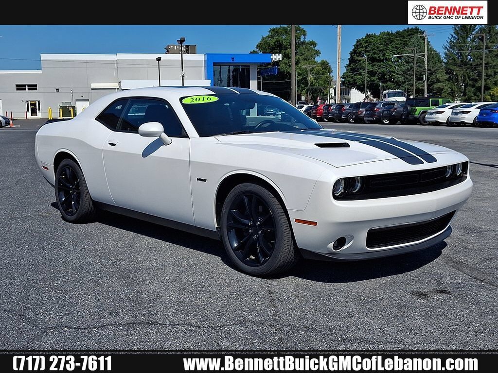 2016 DODGE Challenger