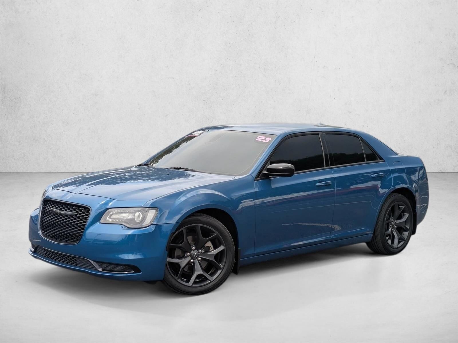 2023 CHRYSLER 300
