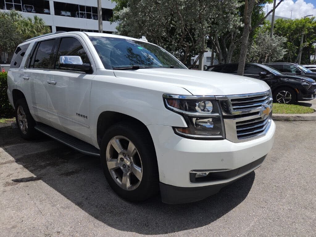 2017 CHEVROLET Tahoe