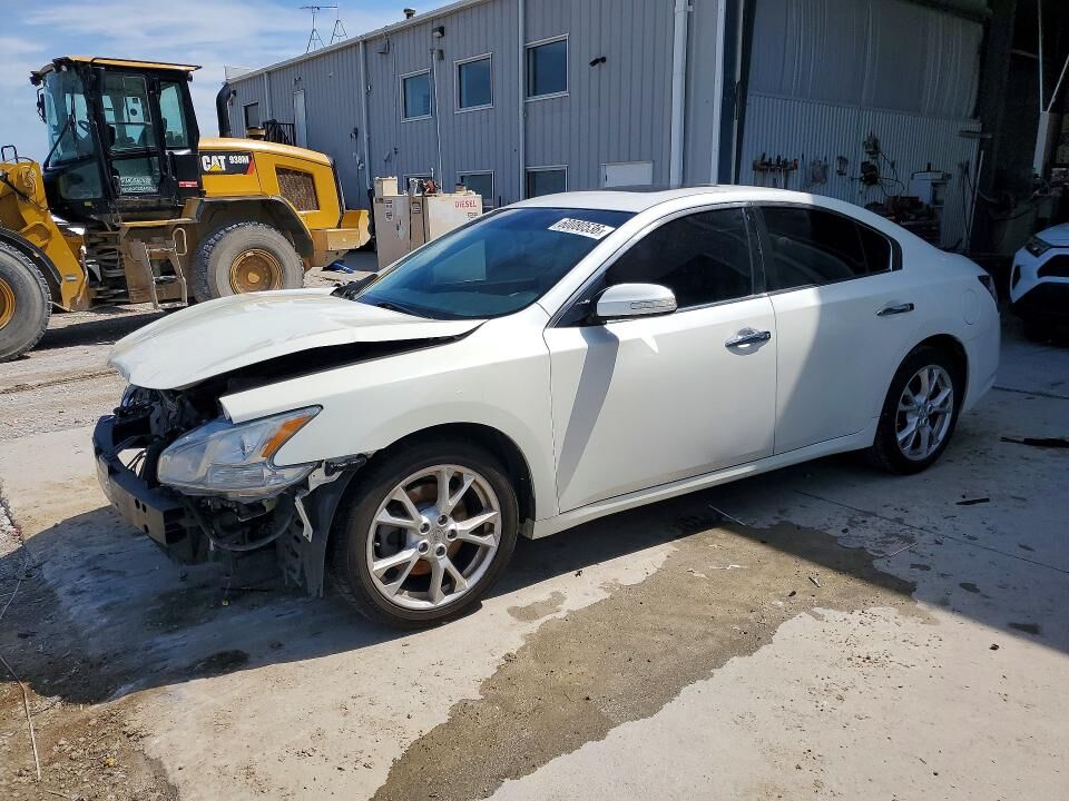 2014 NISSAN Maxima
