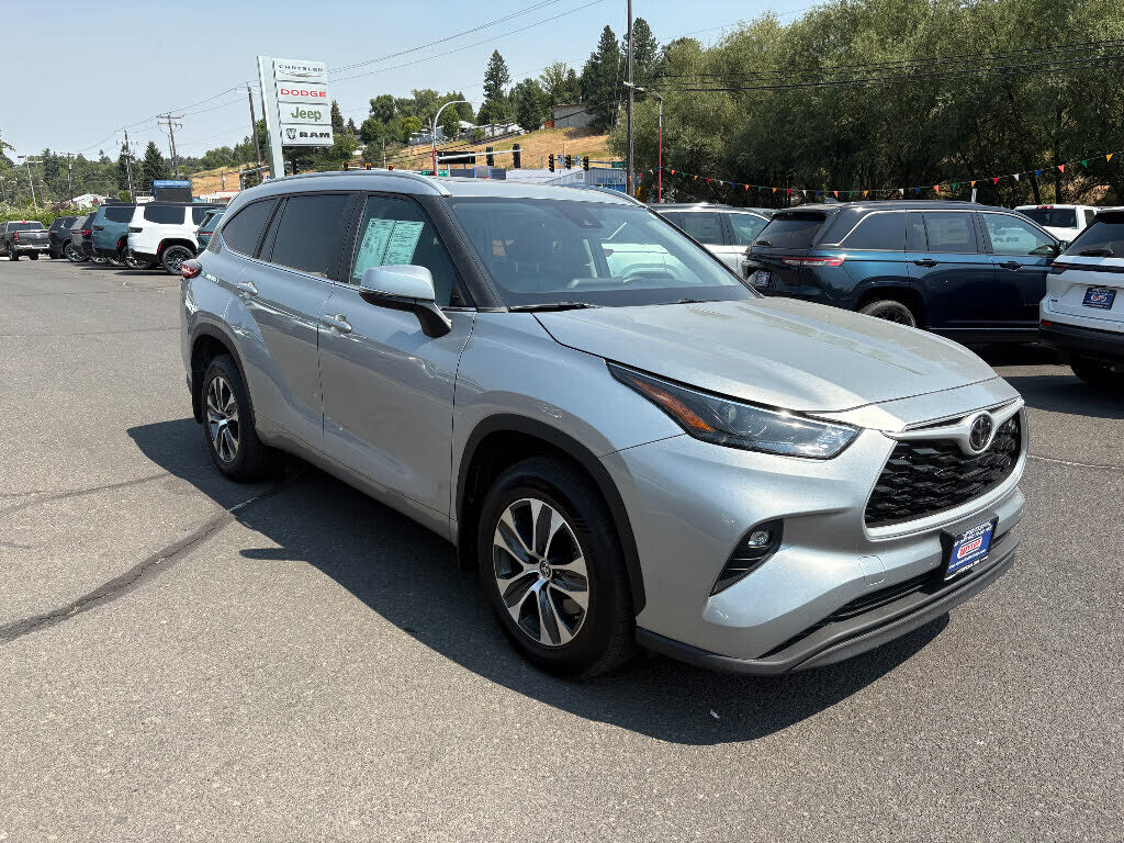 2023 TOYOTA Highlander