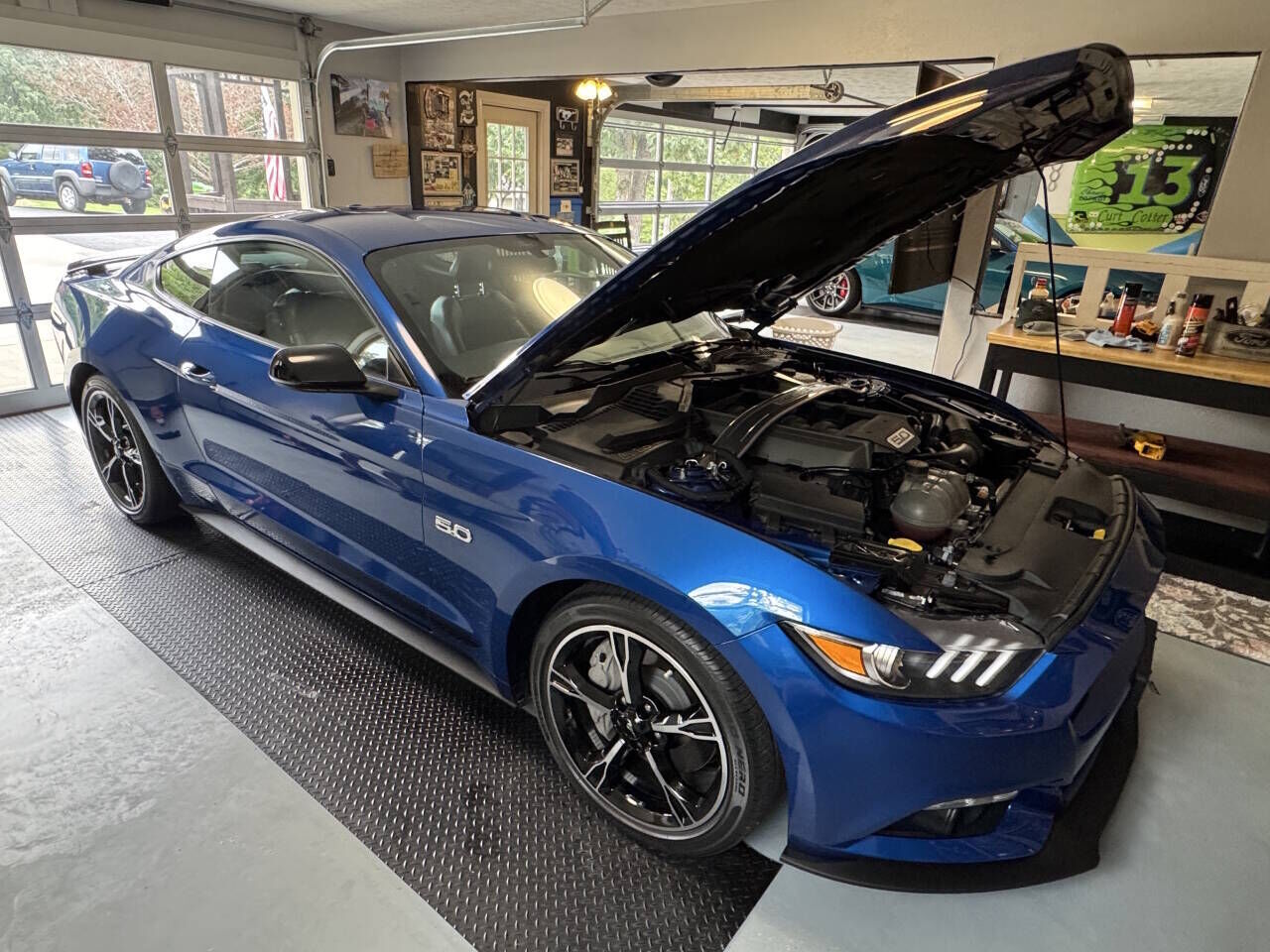2017 FORD Mustang