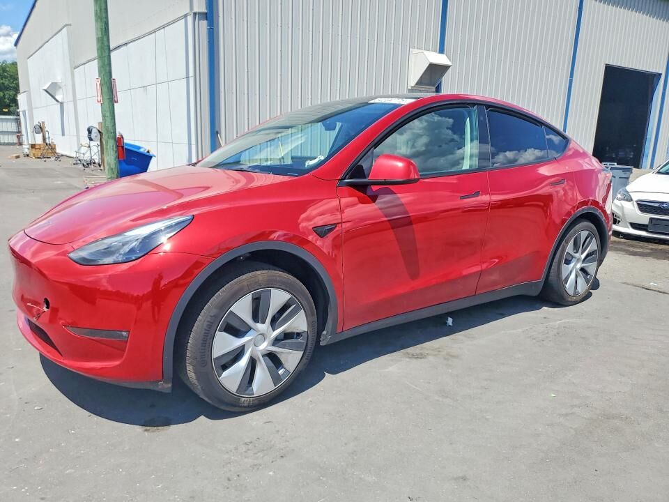 2023 TESLA Model Y