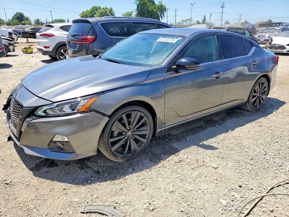 2022 NISSAN Altima