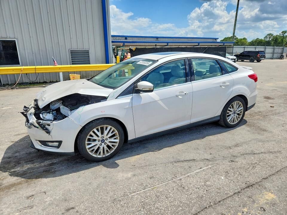 2017 FORD Focus