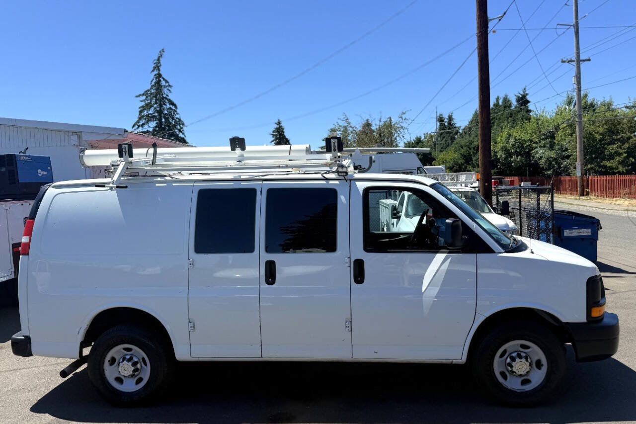 2013 CHEVROLET Express