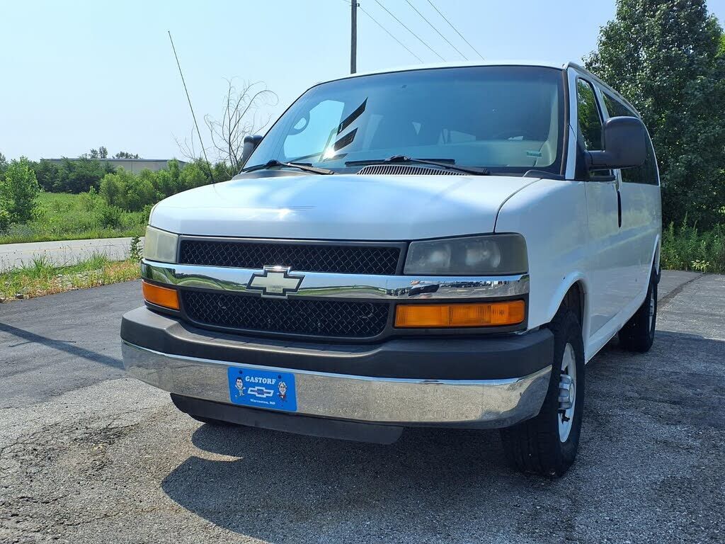 2012 CHEVROLET Express