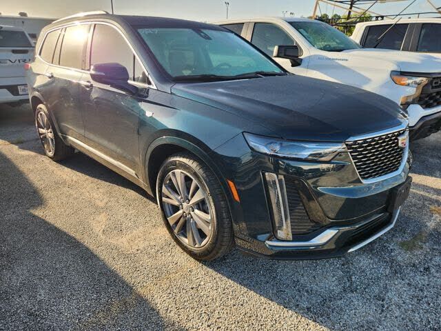 2025 CADILLAC XT6