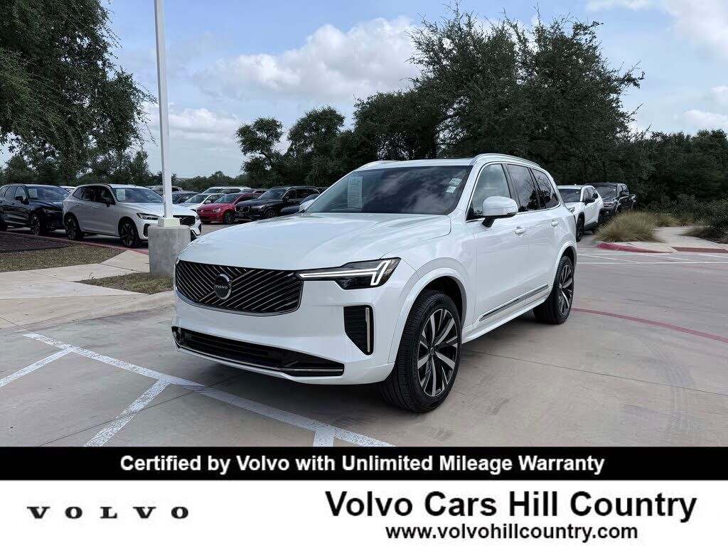 2025 VOLVO XC90