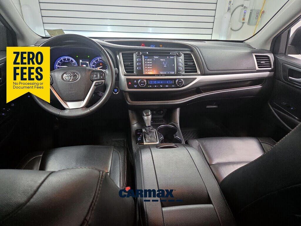 2018 TOYOTA Highlander