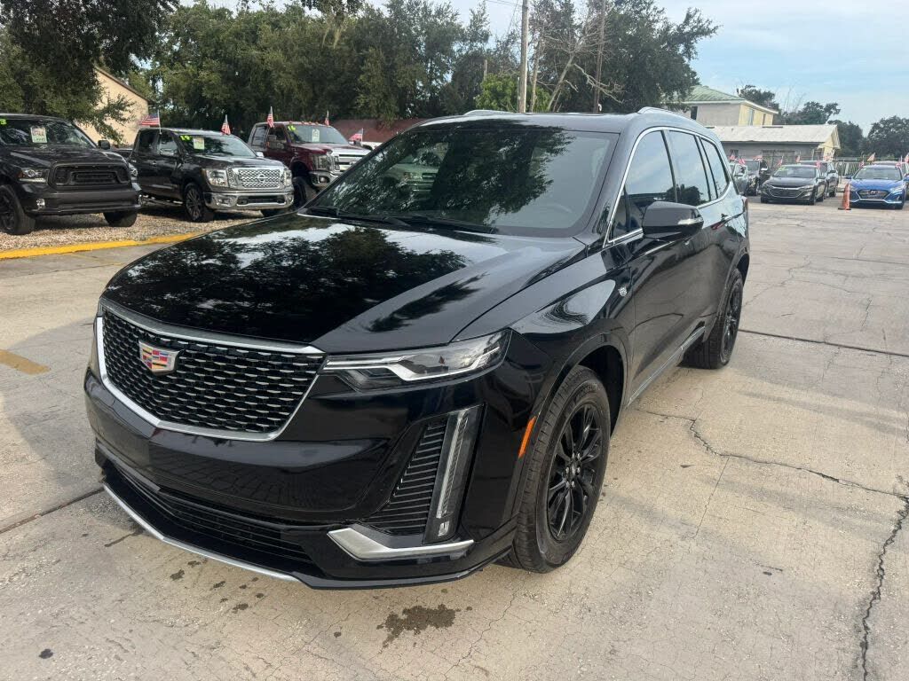 2025 CADILLAC XT6